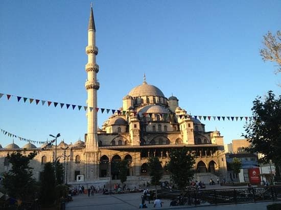 Eminönü Square cover image