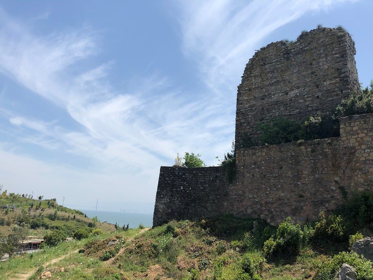 Eskihisar Castle cover image