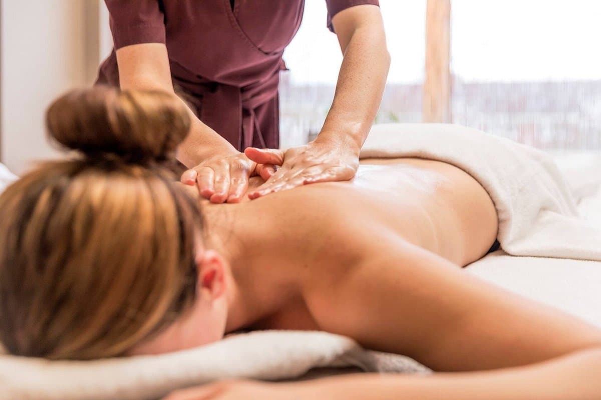 Asian Massage In Istanbul cover image